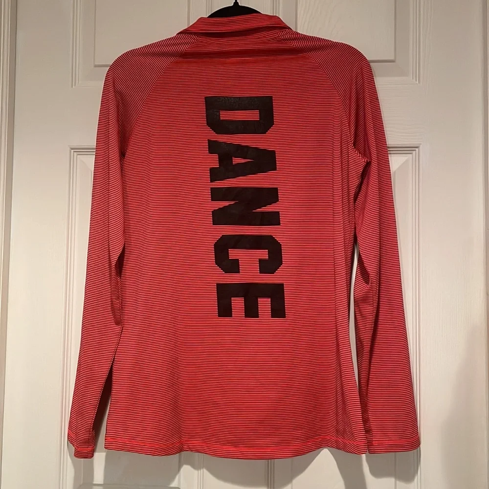 Under Armor Dance 3/4 Zip Shirt